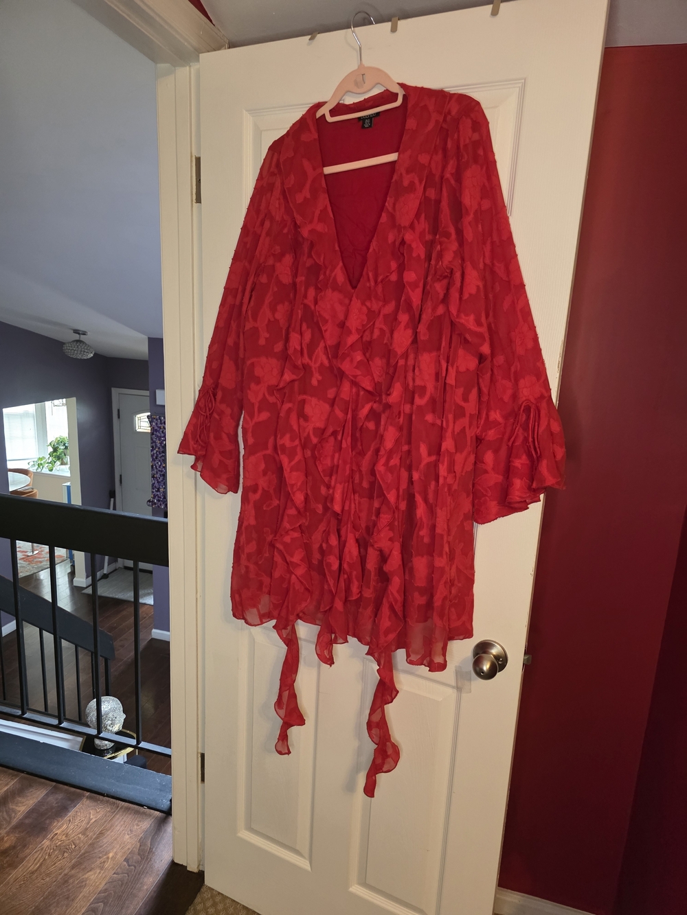 Subcategory identification for image of clothing label